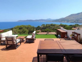 Apartamento con Terraza Panorámica cerca de la Playa en Llançà - ES-170-87